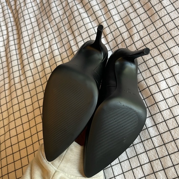 Nine West black pumps size 6 - Picture 3 of 4